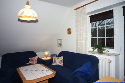 Wohnzimmer vorne 3